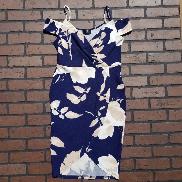 ASOS AX Paris Floral Print Wrap Pencil Dress With Cold Shoulder Size 8 - Picture 2 of 8